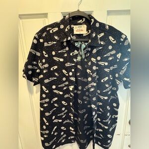 Urban Pipeline Black Space-Themed Casual Shirt Size: Large